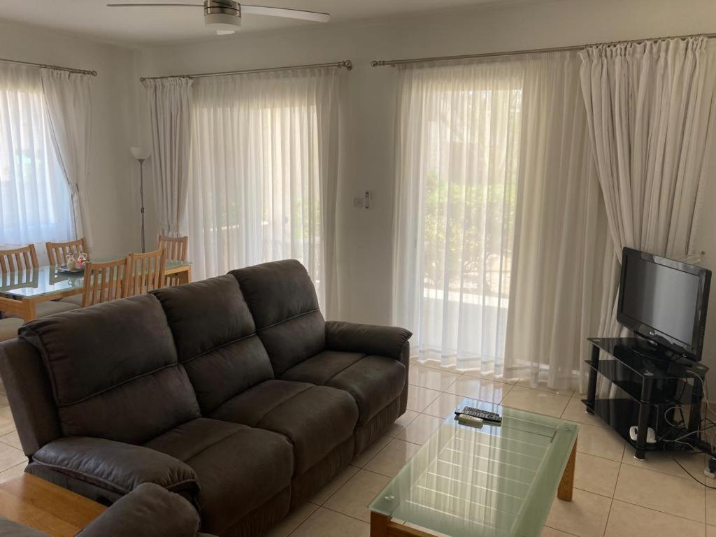 דירות Paphos Diana 49 מראה חיצוני תמונה